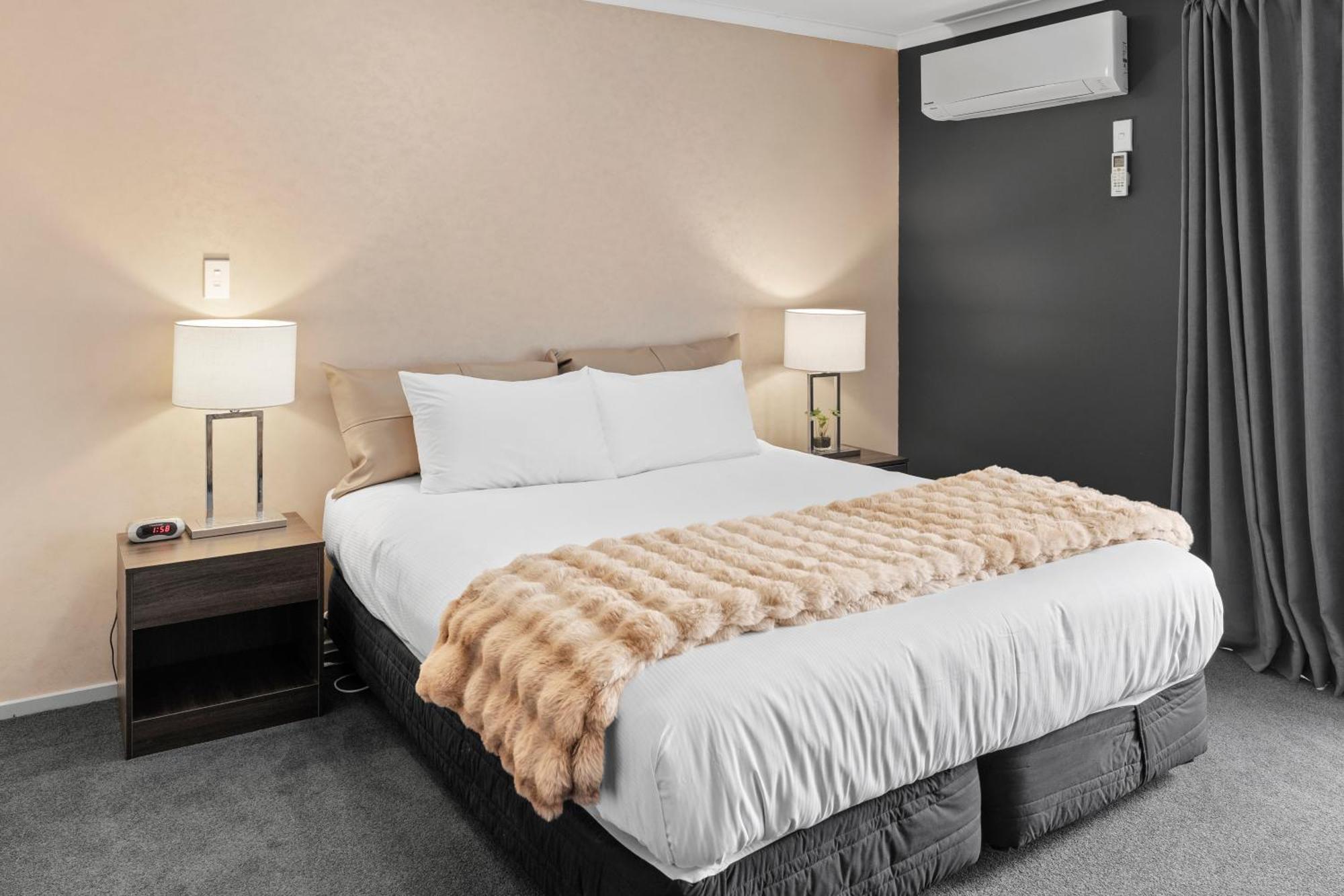 136 On Bealey Motel Christchurch Kültér fotó